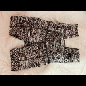 Lulu Lemon Leggings: Fast and Free Tight 25”